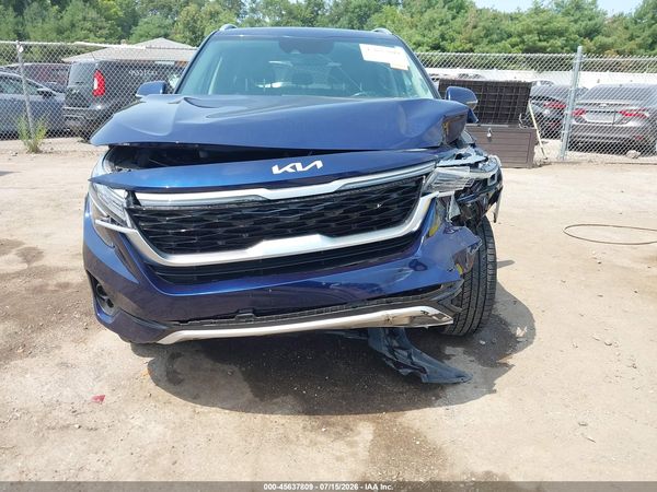 2022 KIA SELTOS EX