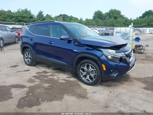 2022 KIA SELTOS EX