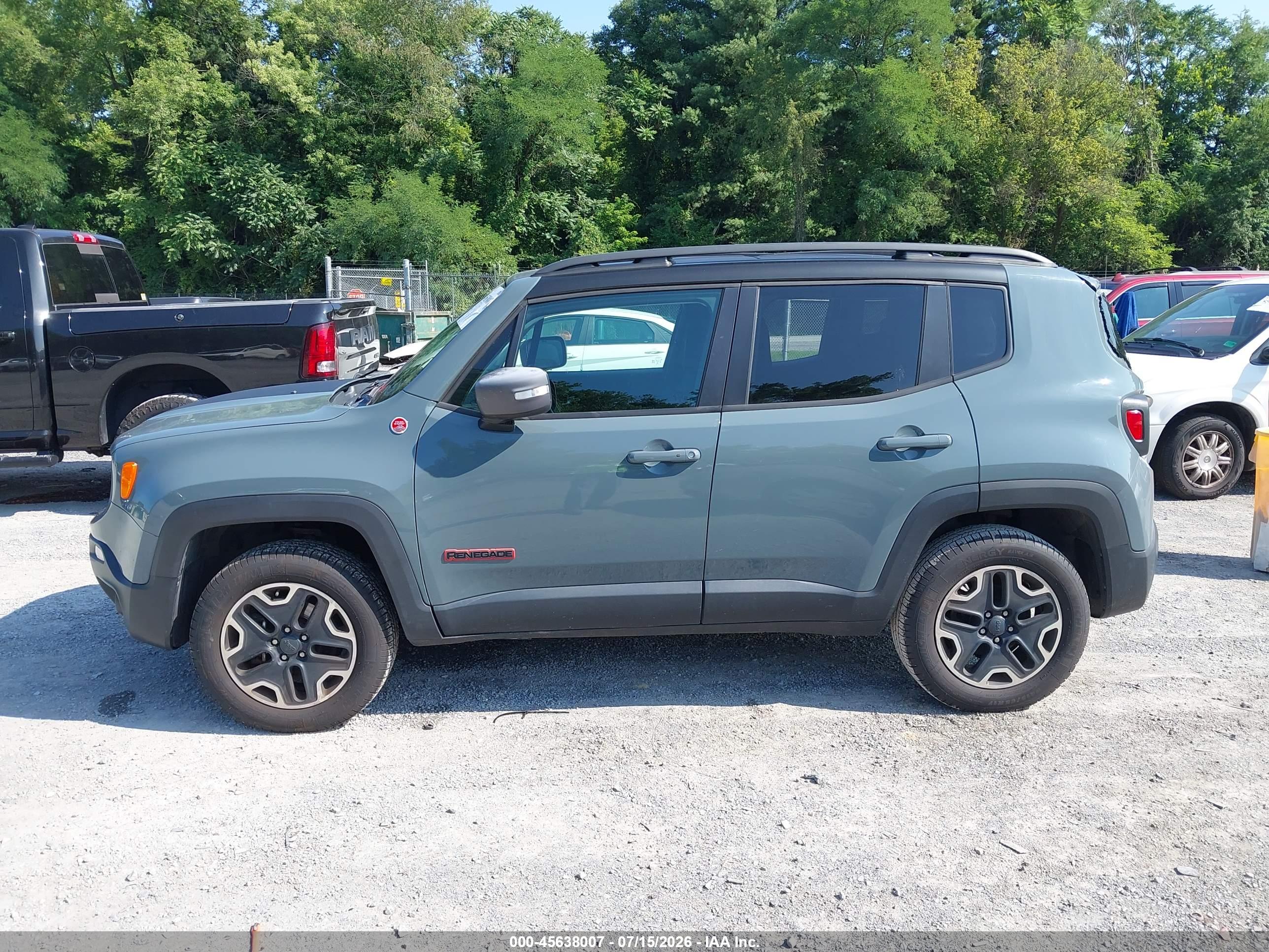 2016 JEEP RENEGADE TRAILHAWK