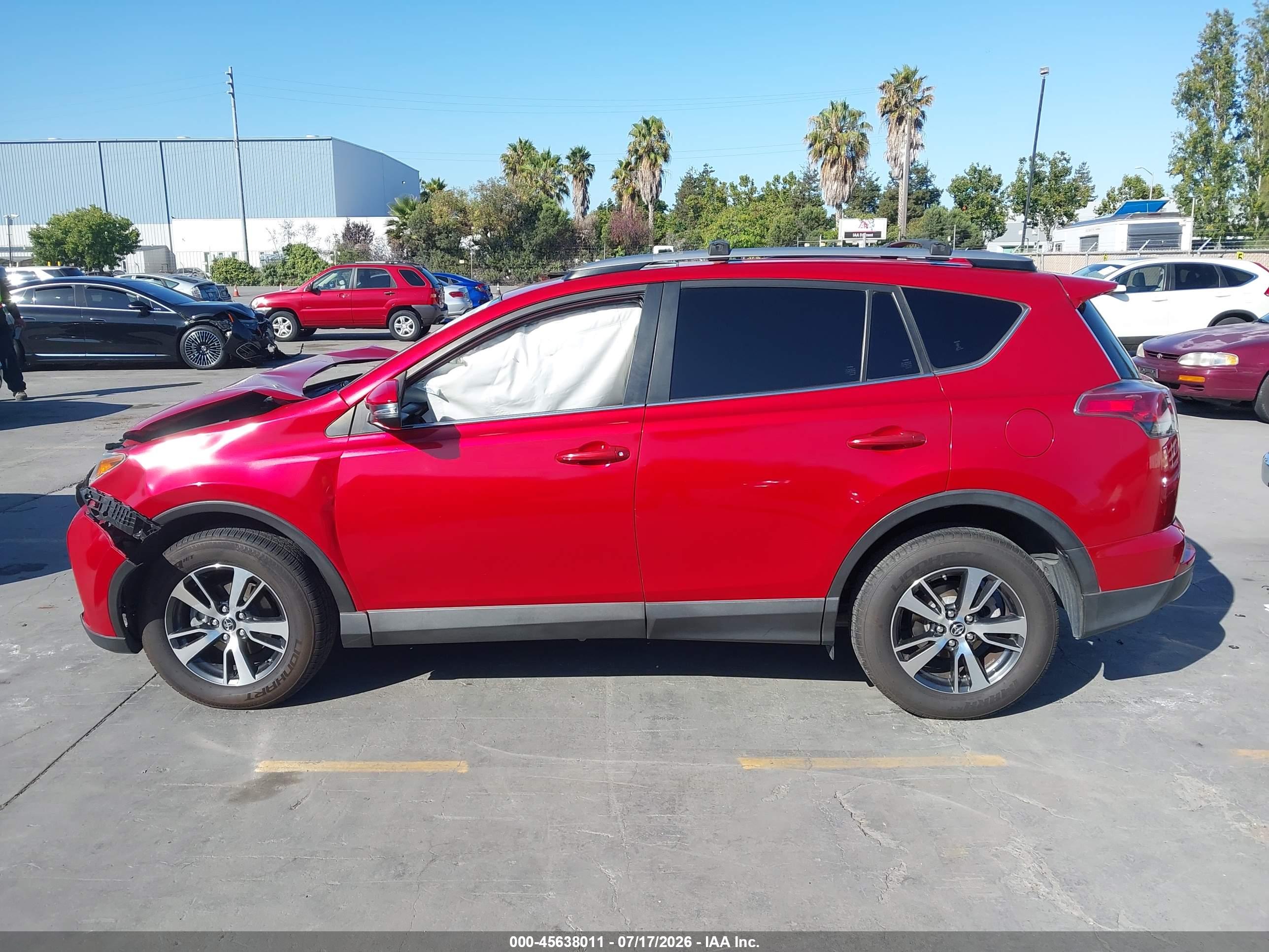 2017 TOYOTA RAV4 XLE