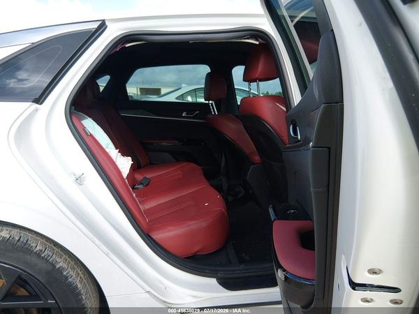 2026 KIA K5 GT-LINE FWD — I8
