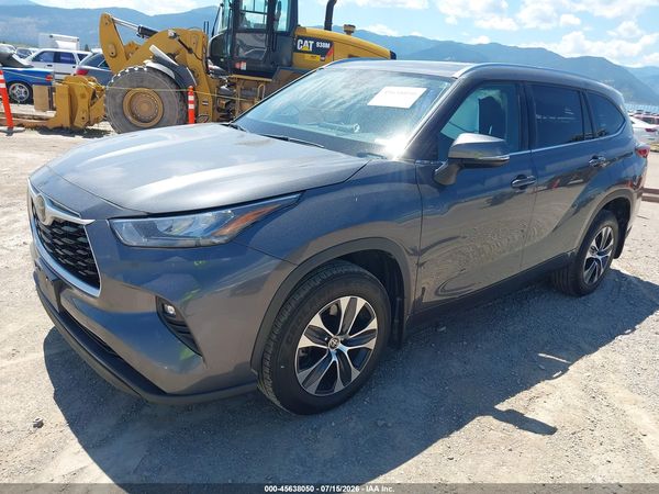 2020 TOYOTA HIGHLANDER XLE