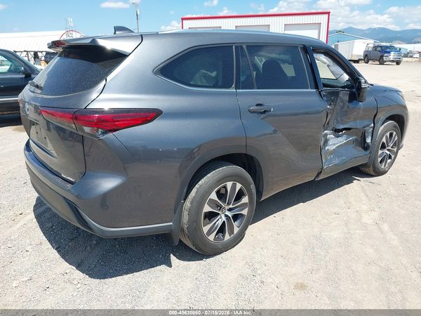 2020 TOYOTA HIGHLANDER XLE