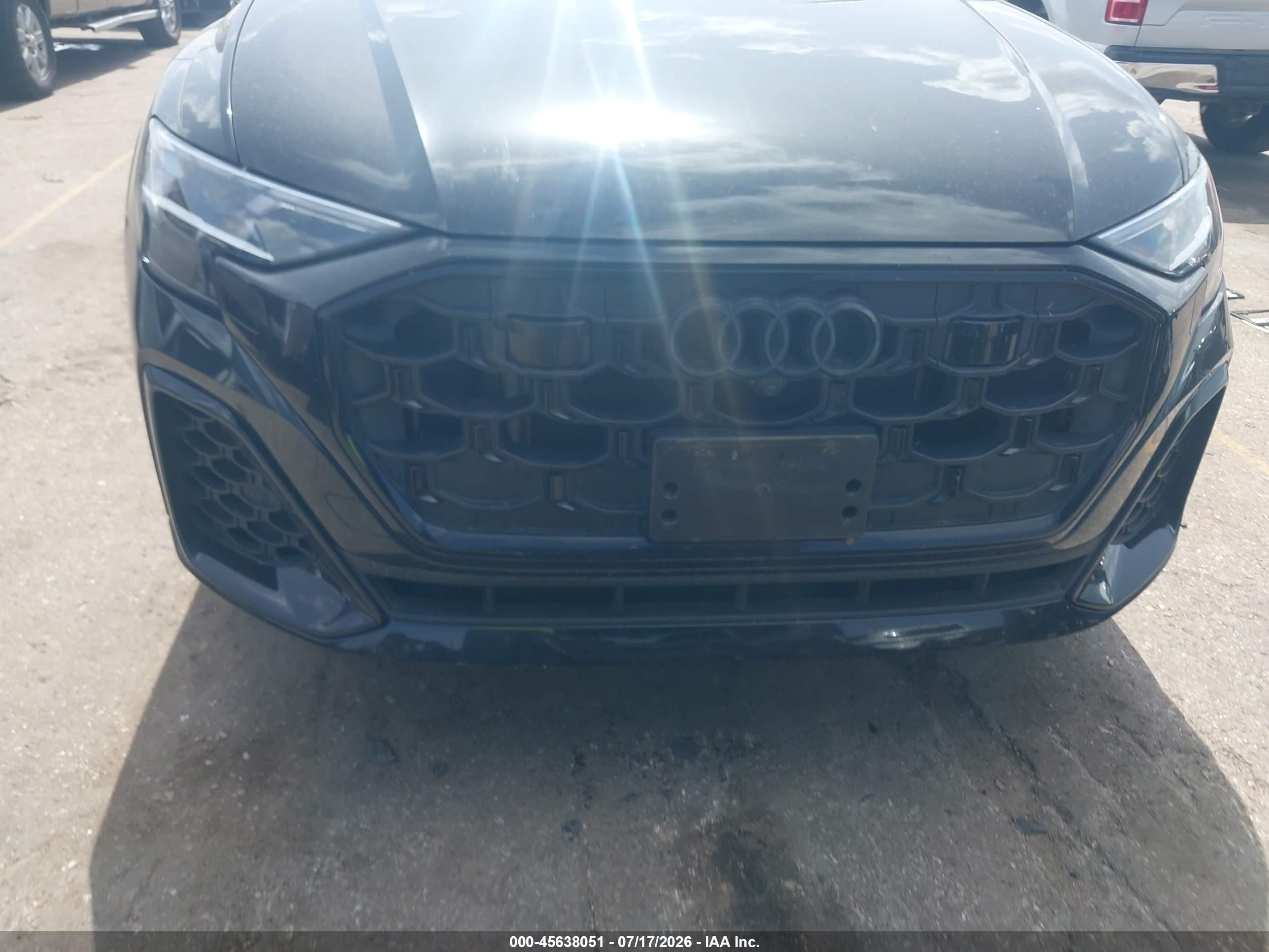 2025 AUDI Q8 S Line quattro Prestige