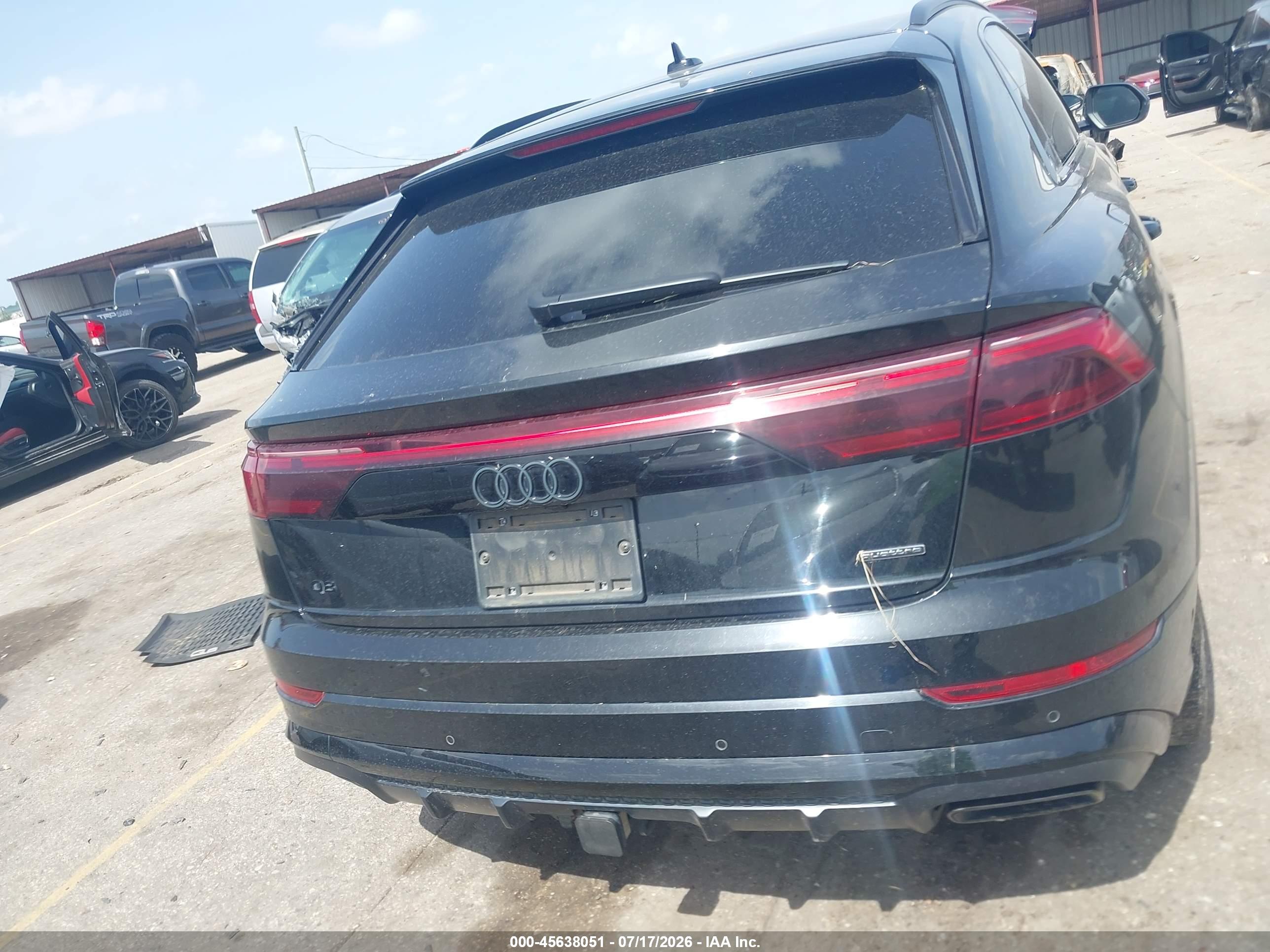 2025 AUDI Q8 S Line quattro Prestige