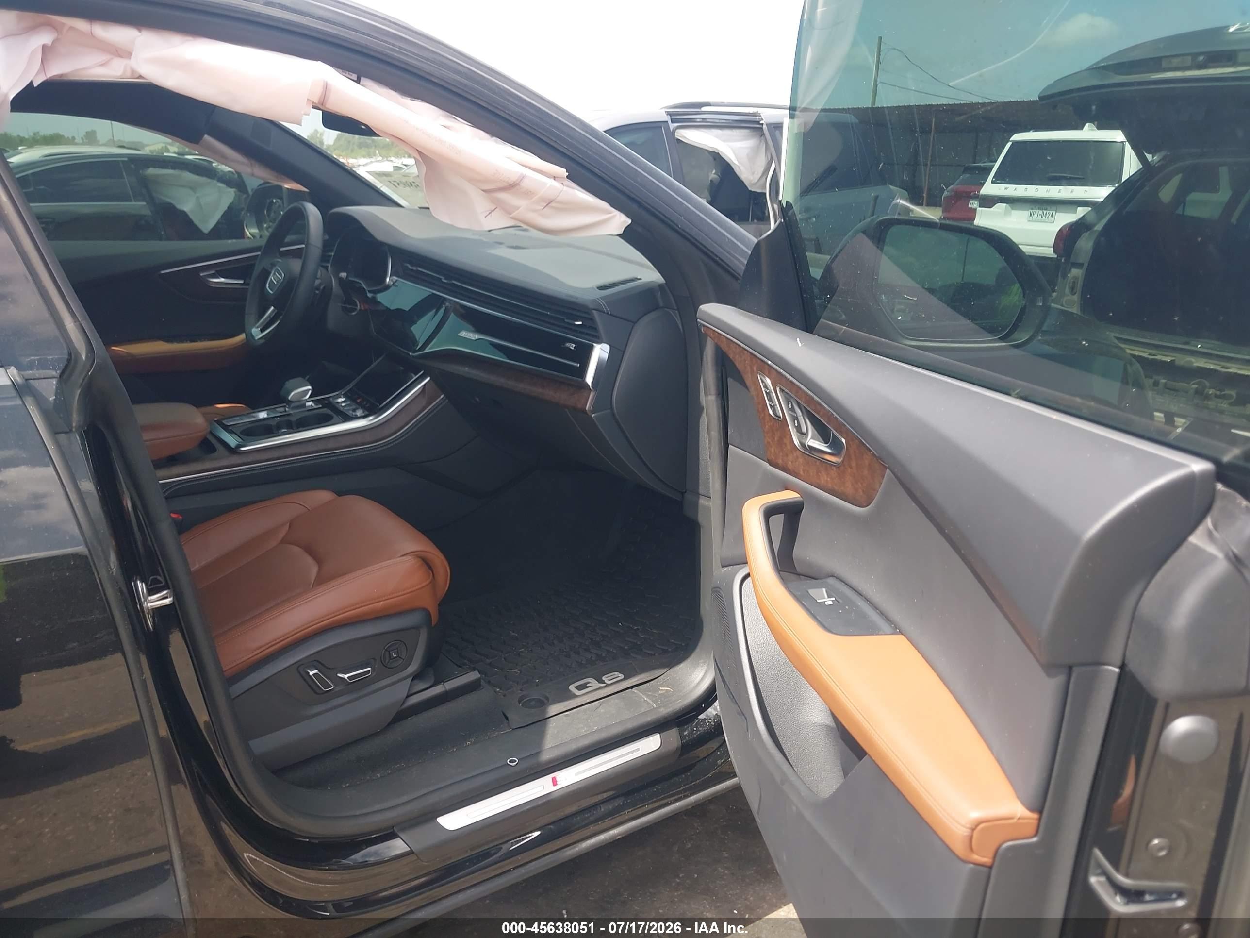2025 AUDI Q8 S Line quattro Prestige