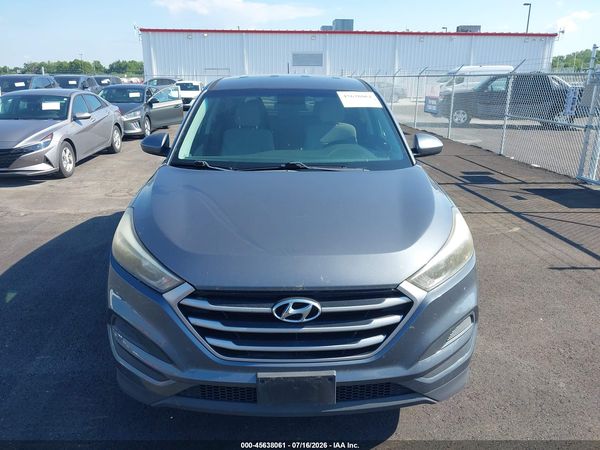2018 HYUNDAI TUCSON SE