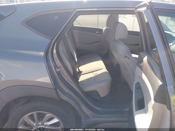 2018 HYUNDAI TUCSON SE