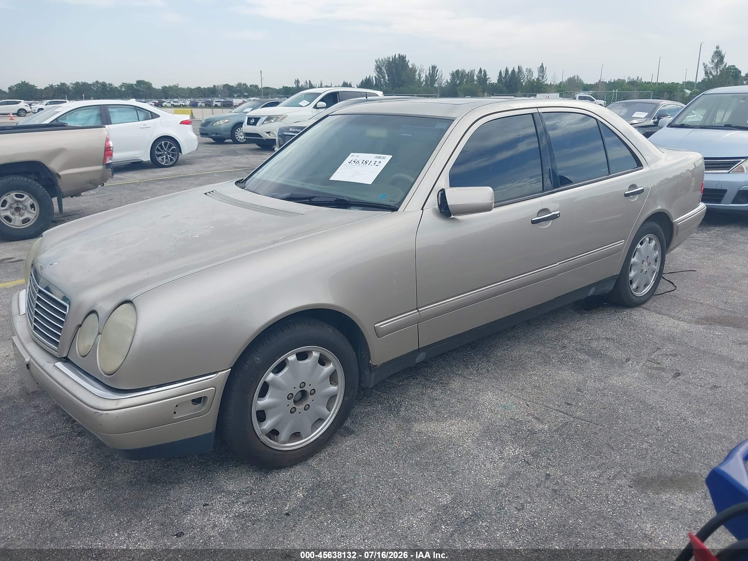 1999 MERCEDES-BENZ E 320 E320