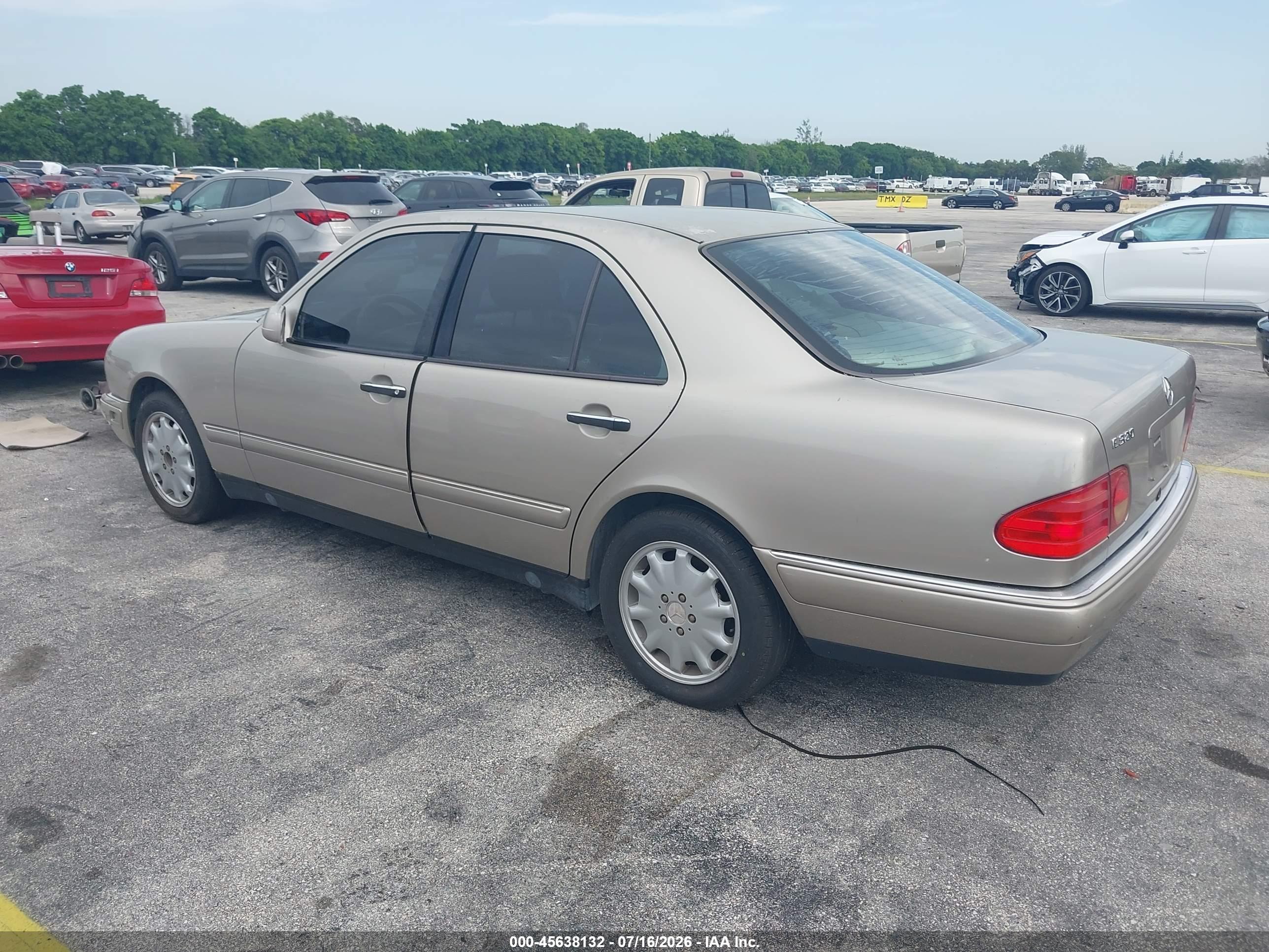 1999 MERCEDES-BENZ E 320 E320