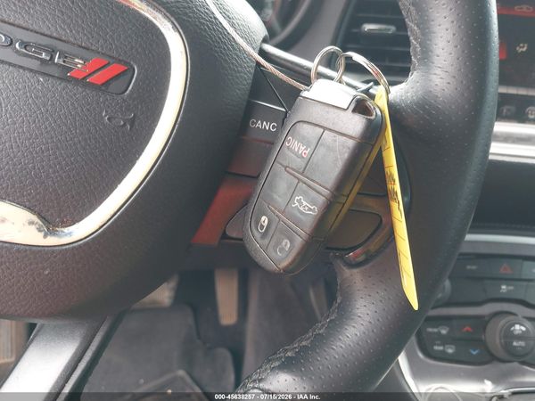 2016 DODGE CHALLENGER SXT
