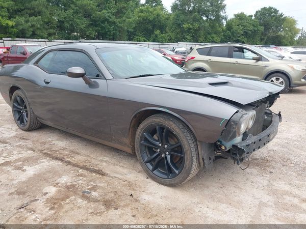 2016 DODGE CHALLENGER SXT