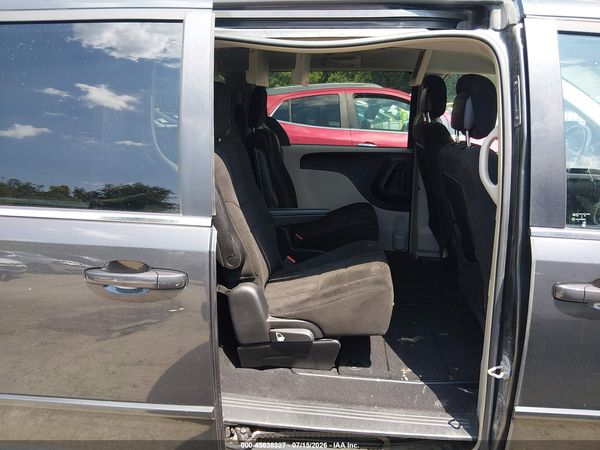 2012 DODGE GRAND CARAVAN CREW — I8
