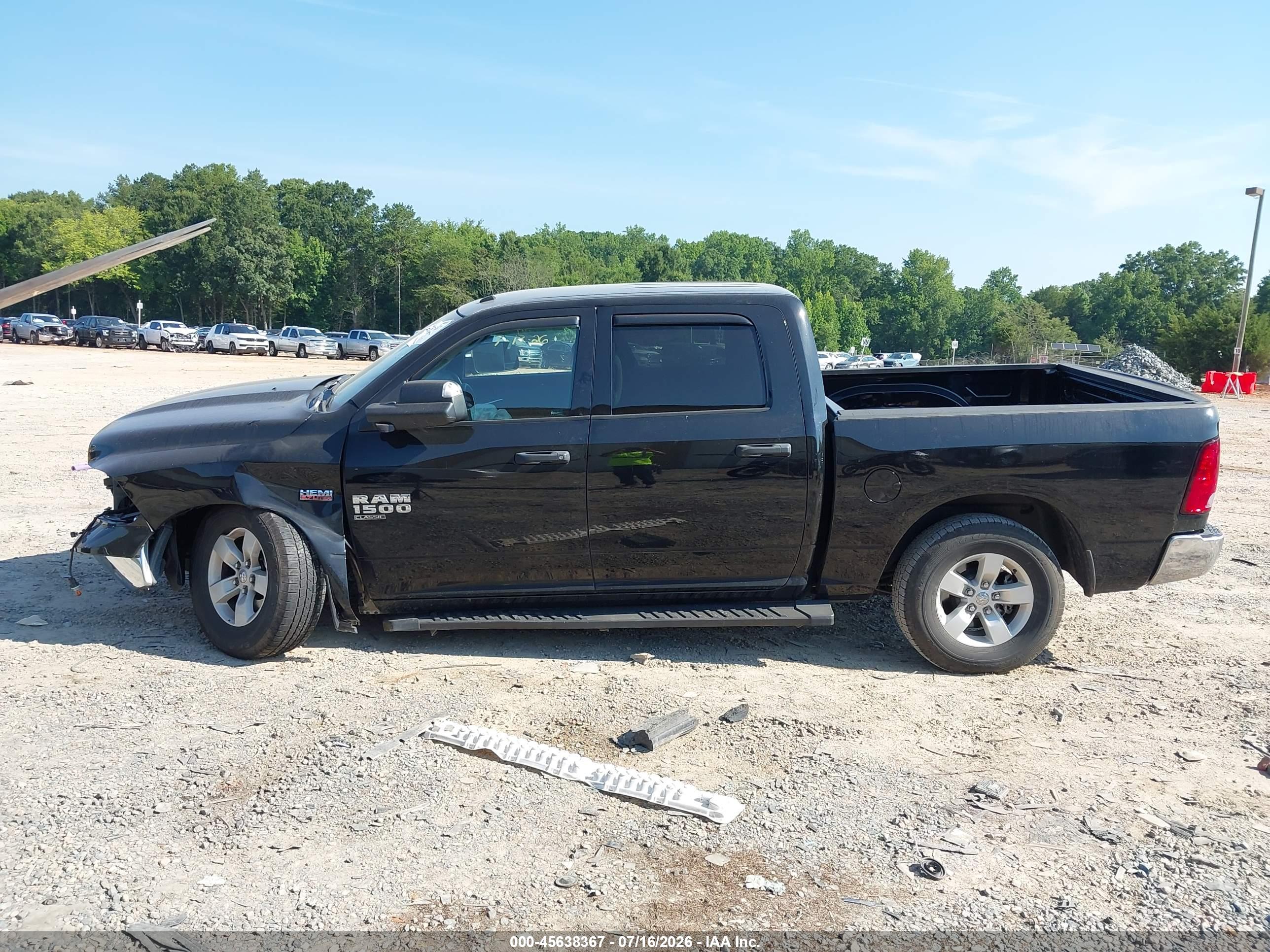 2023 RAM 1500 CLASSIC TRADESMAN  4X4 5'7 BOX
