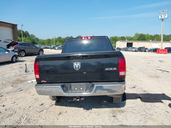 2023 RAM 1500 CLASSIC TRADESMAN  4X4 5'7 BOX