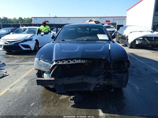 2013 DODGE CHARGER SE