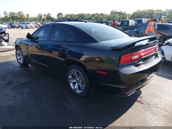 2013 DODGE CHARGER SE