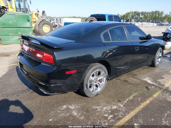2013 DODGE CHARGER SE