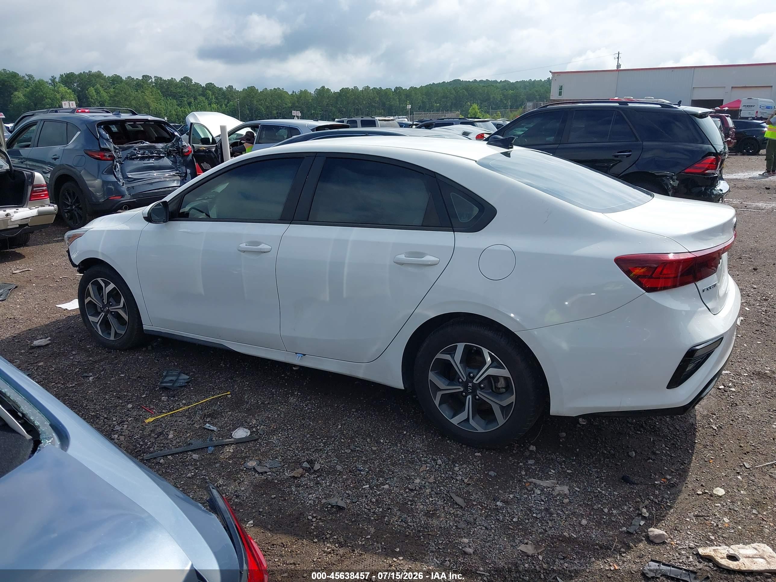 2021 KIA FORTE LXS