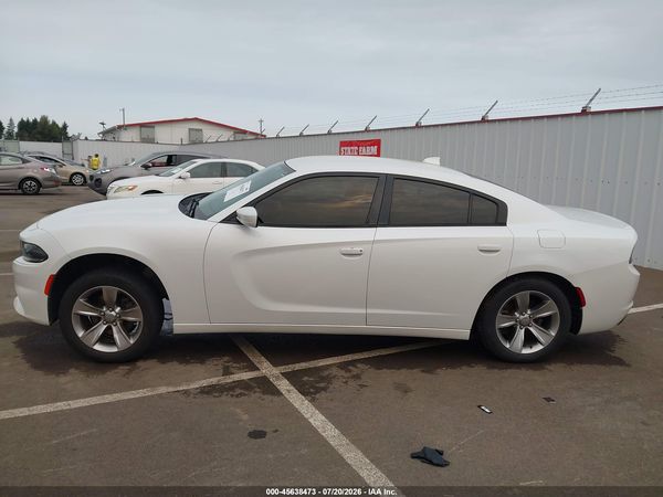 2015 DODGE CHARGER SXT