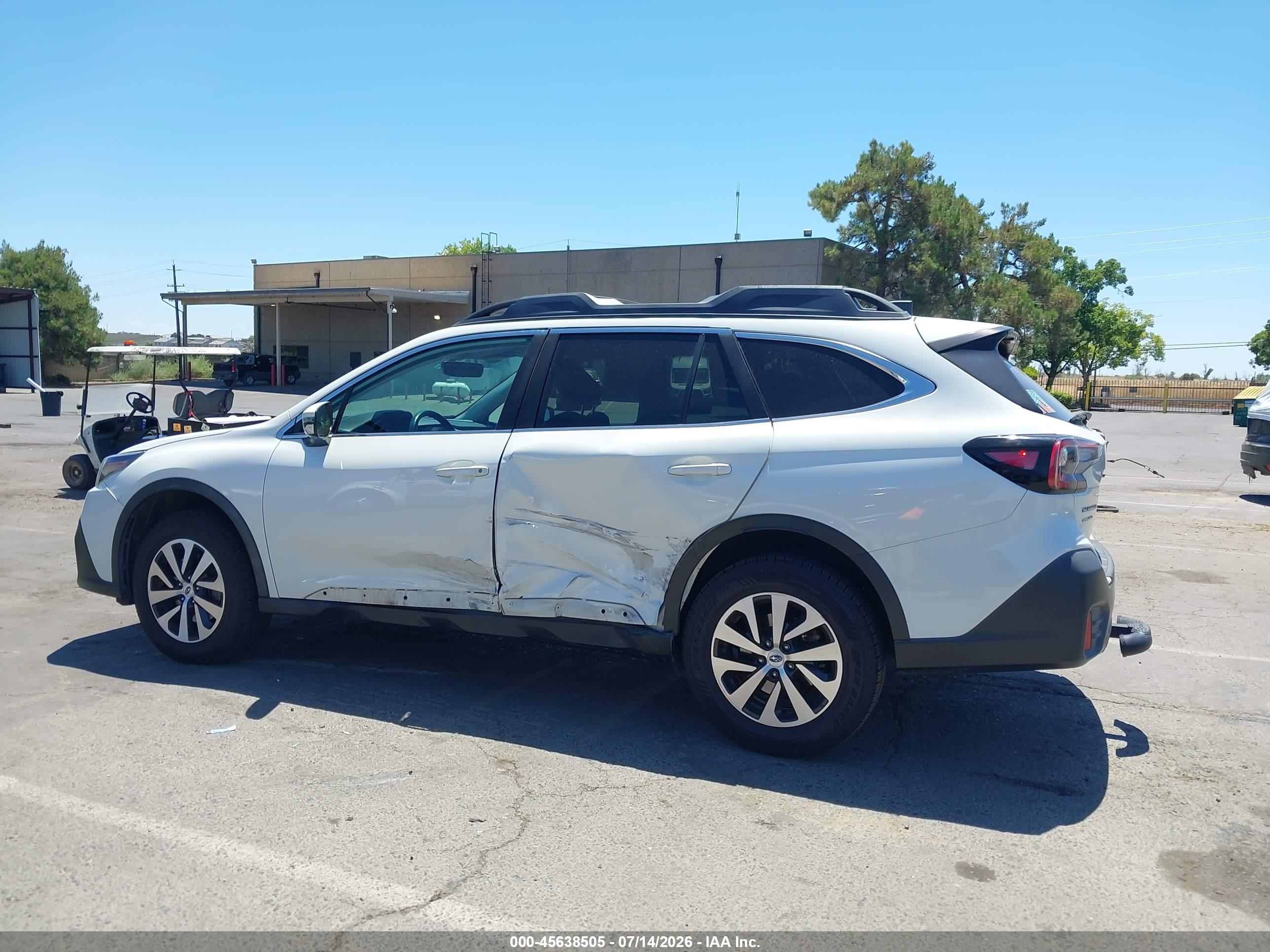 2020 SUBARU OUTBACK PREMIUM