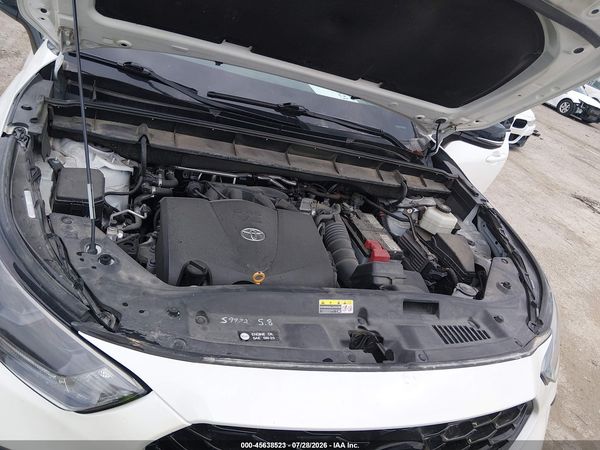 2021 TOYOTA HIGHLANDER XSE