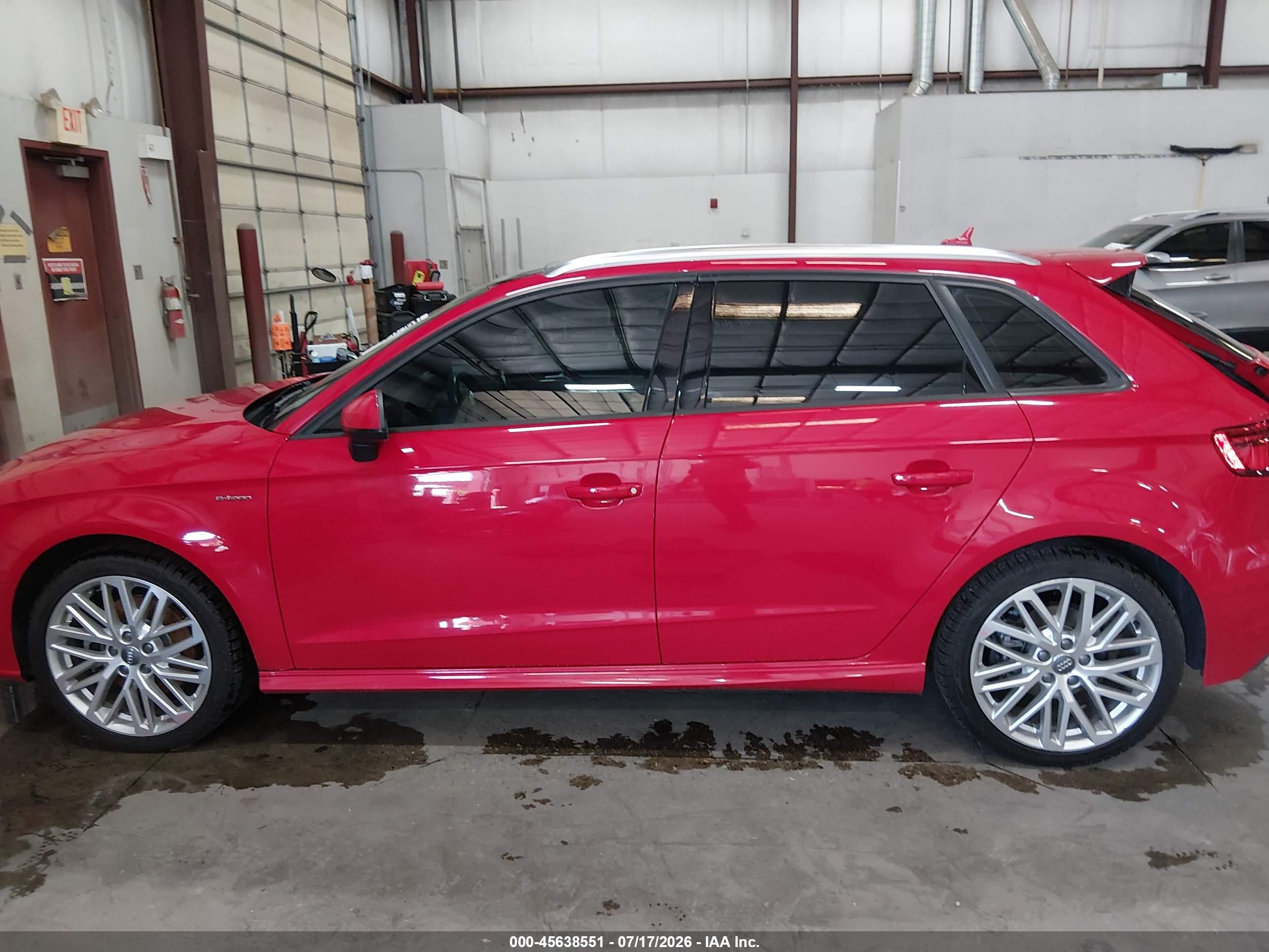 2018 AUDI A3 E-TRON