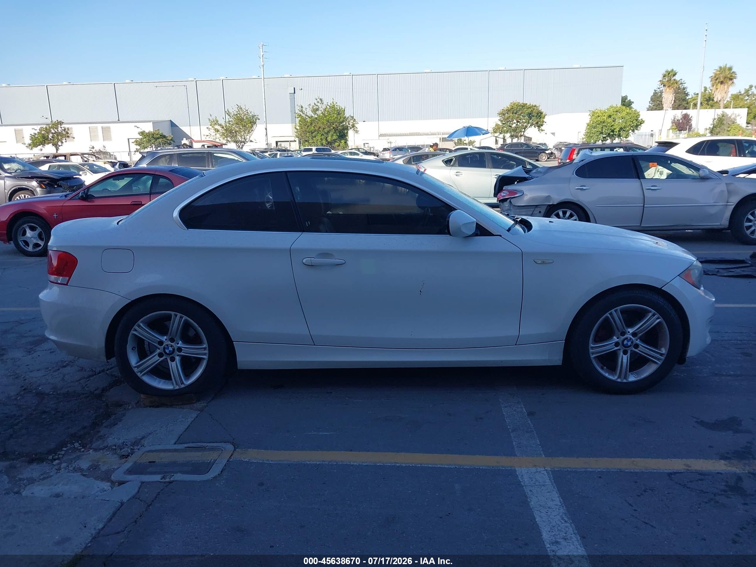 2013 BMW 128I