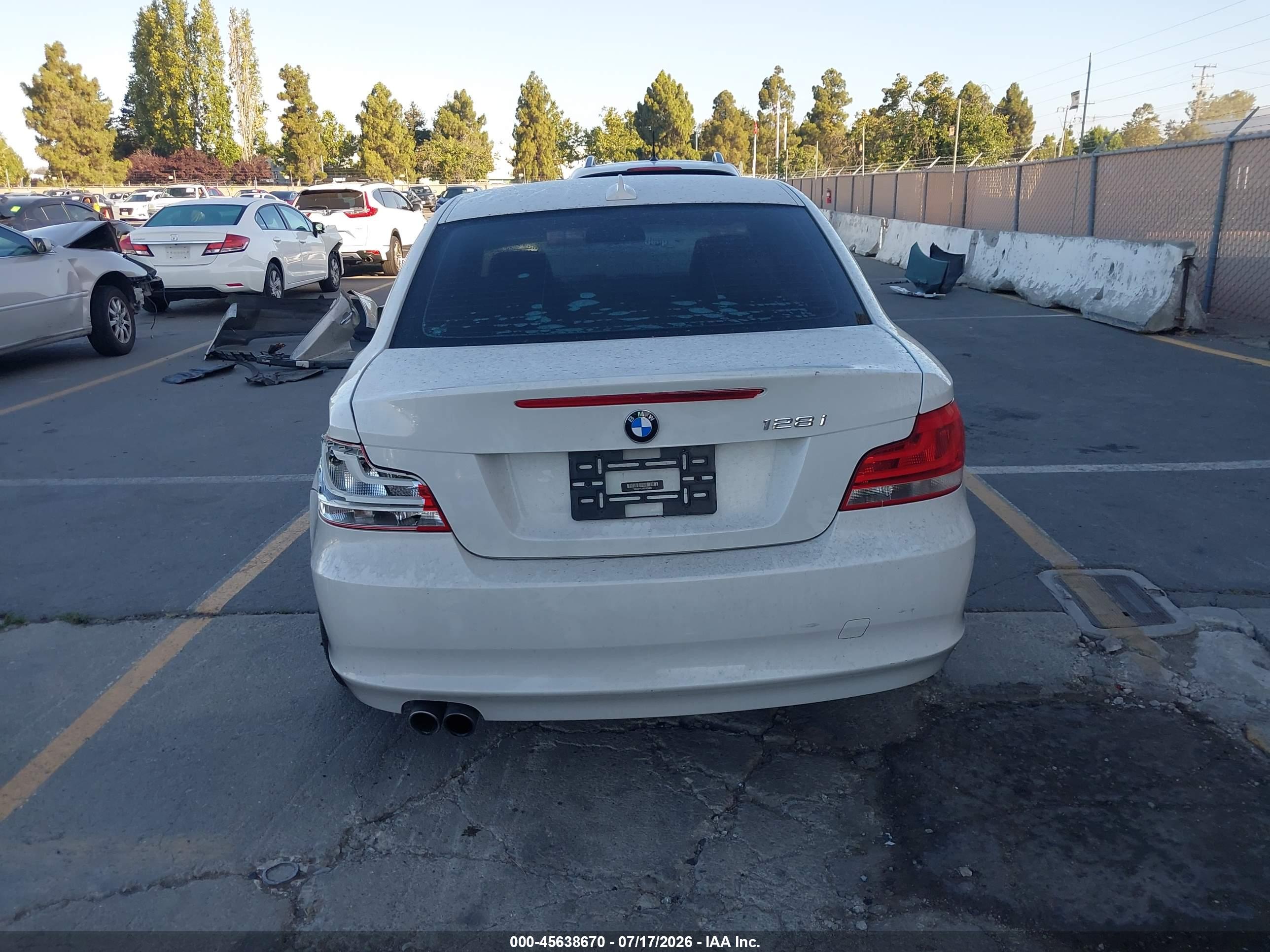 2013 BMW 128I