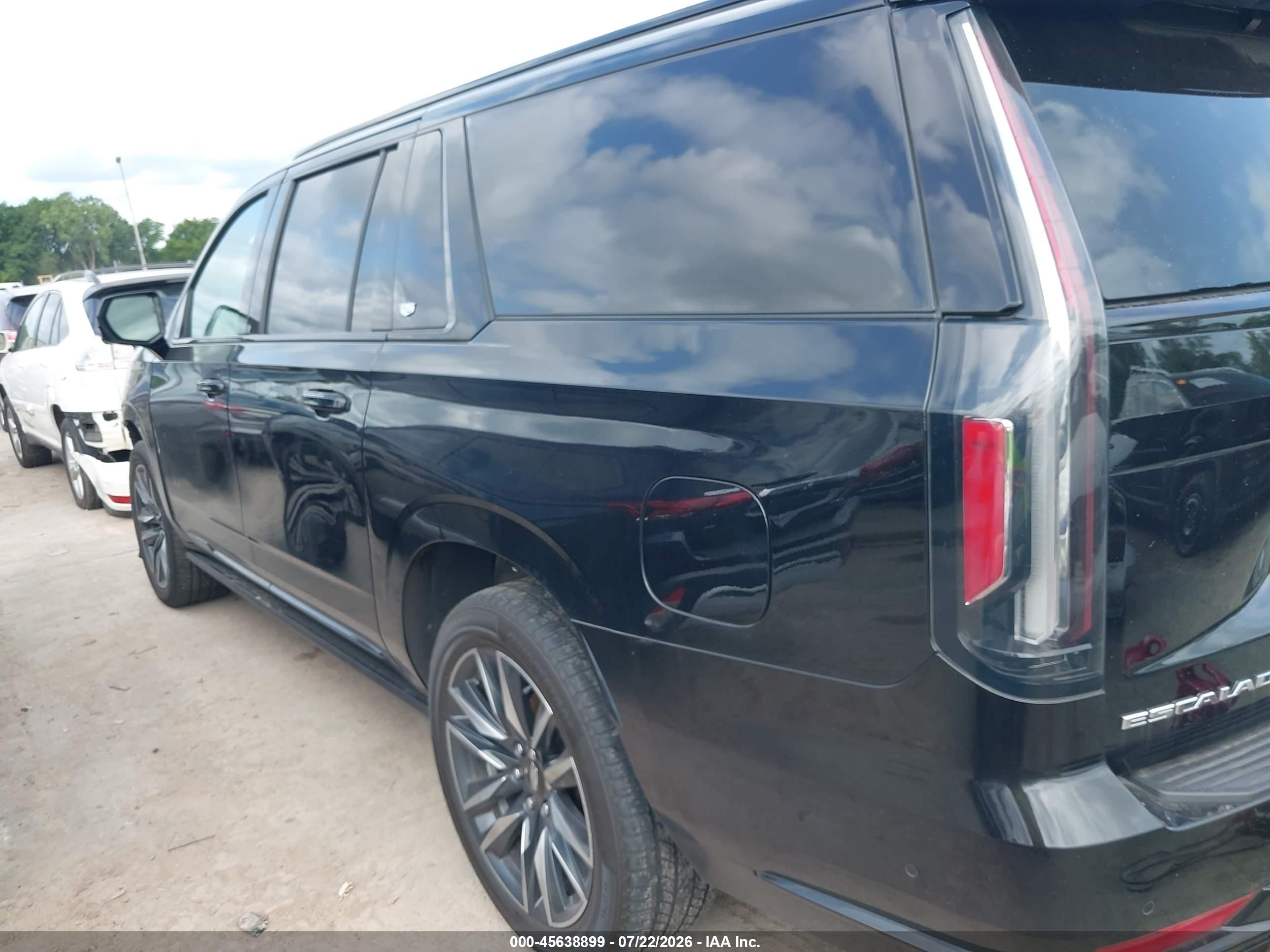 2021 CADILLAC ESCALADE ESV 4WD SPORT