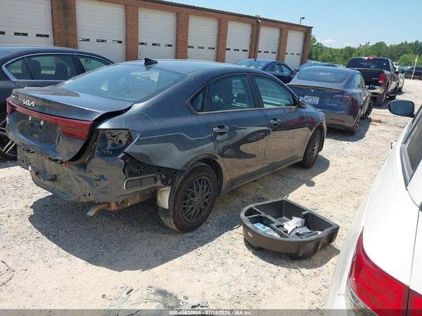 2024 KIA FORTE LX