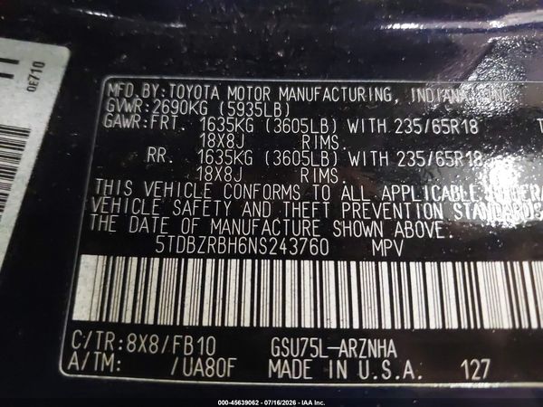 2022 TOYOTA HIGHLANDER LE