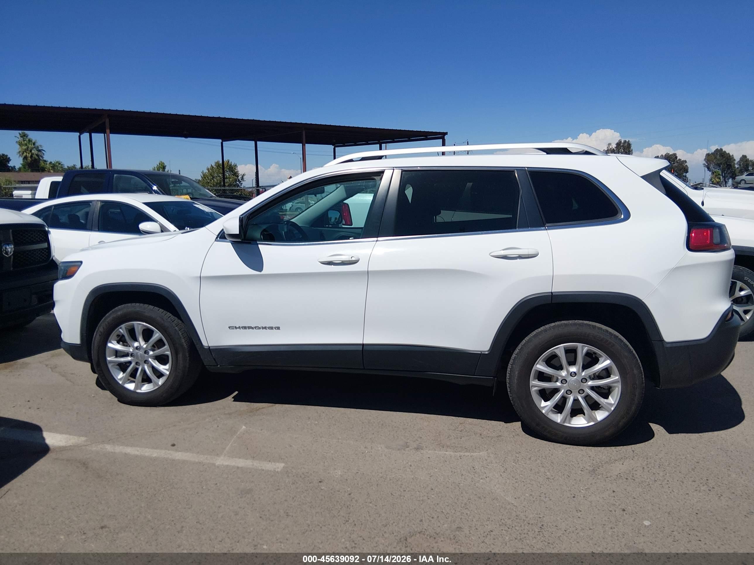 2019 JEEP CHEROKEE LATITUDE 4X4