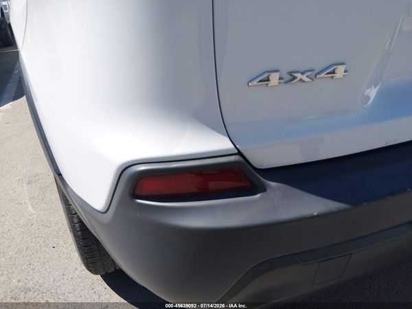 2019 JEEP CHEROKEE LATITUDE 4X4