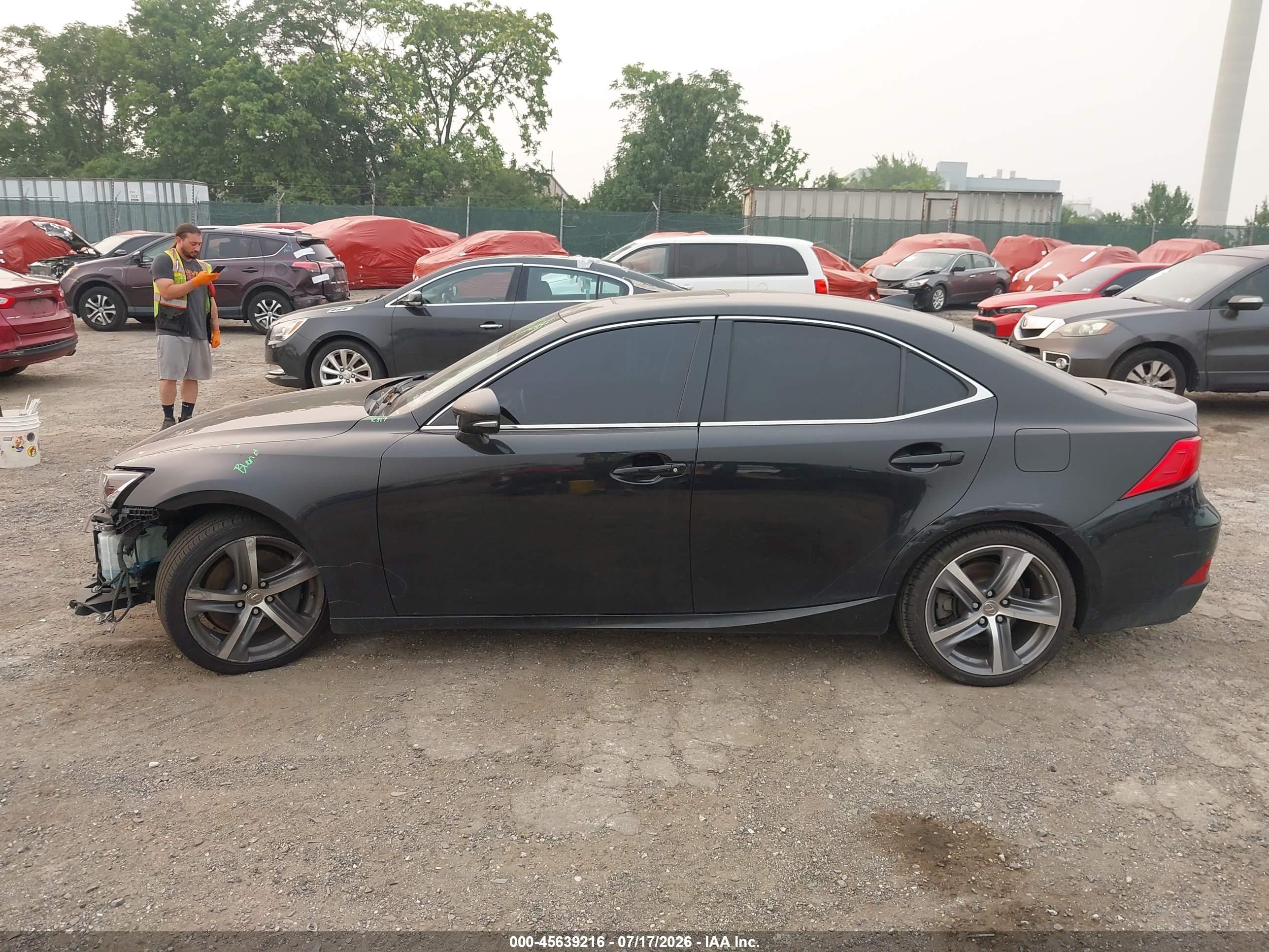 2017 LEXUS IS 300