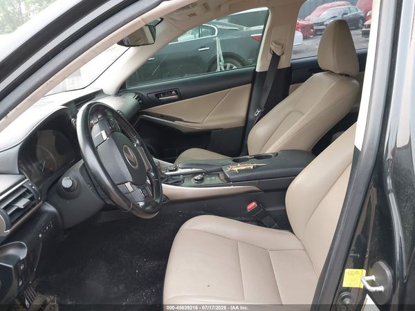 2017 LEXUS IS 300