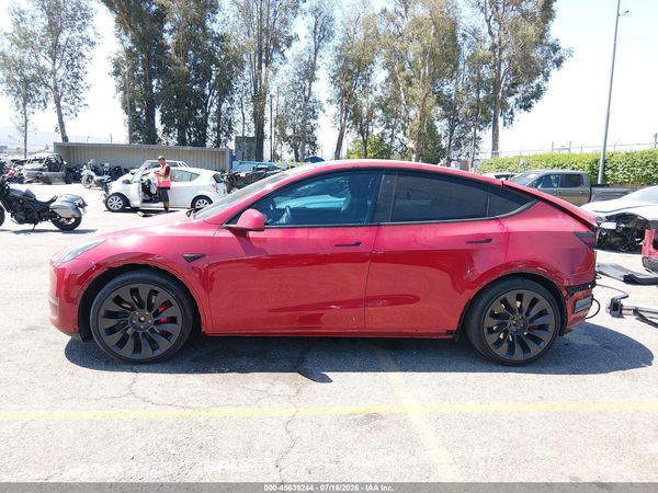 2023 TESLA MODEL Y