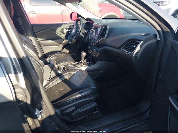 2019 JEEP CHEROKEE LATITUDE PLUS FWD