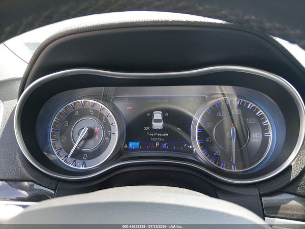 2016 CHRYSLER 300 LIMITED
