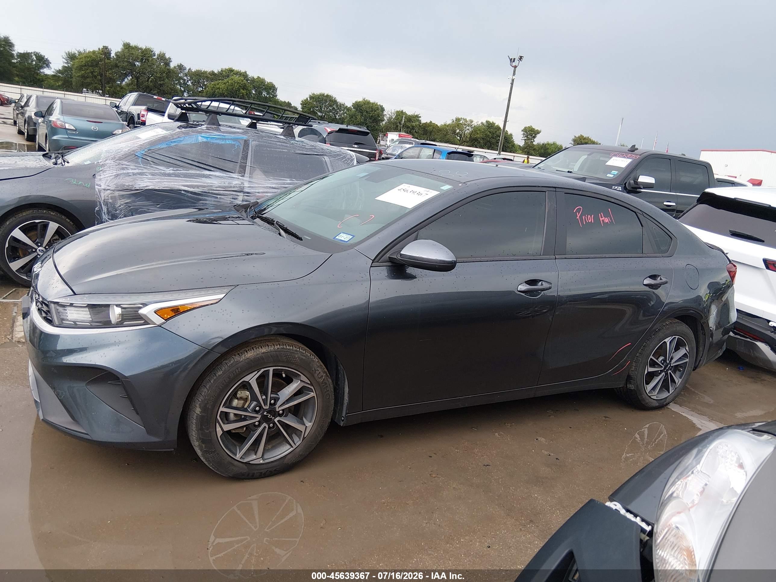 2024 KIA FORTE LXS