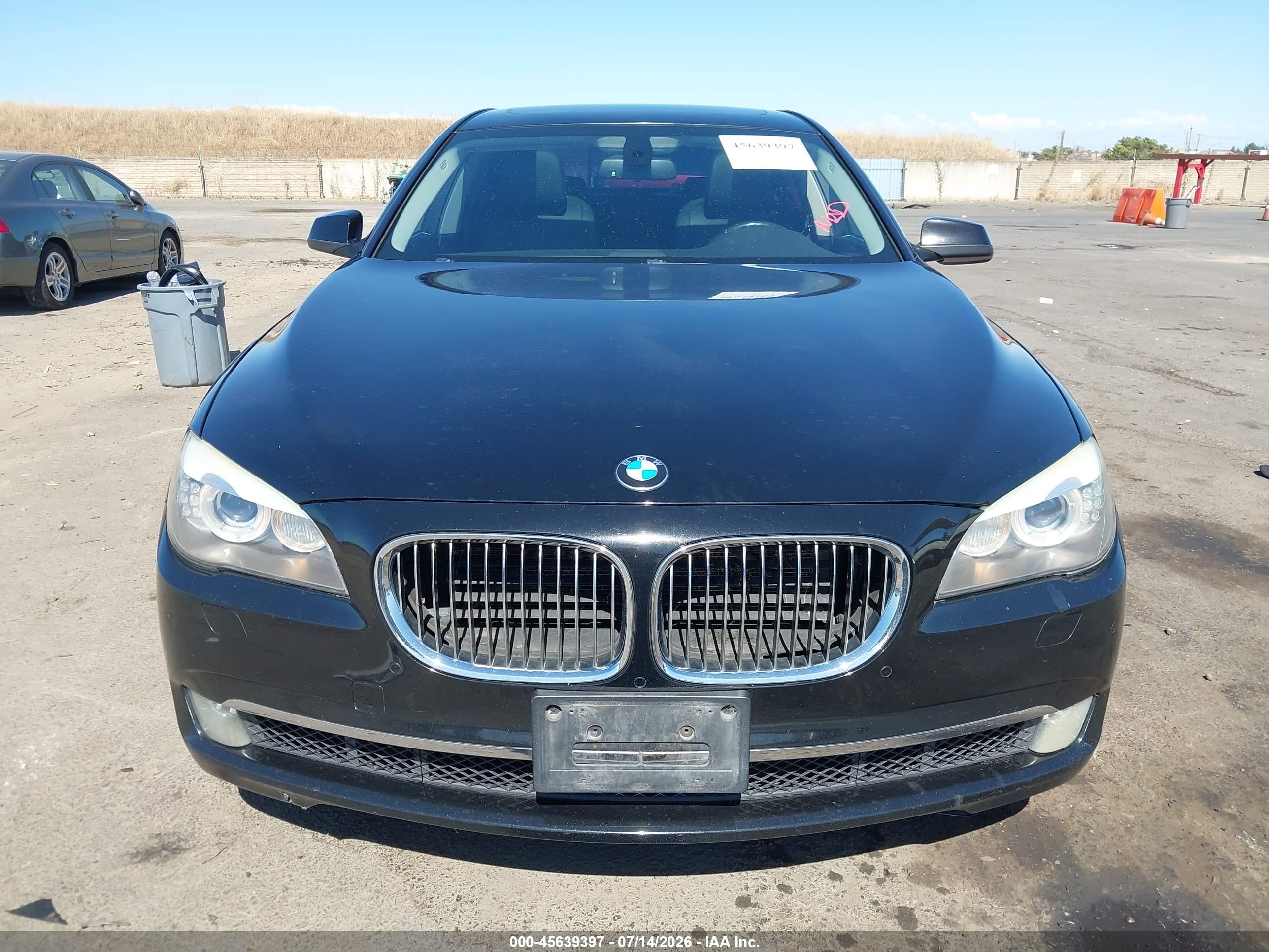 2012 BMW 740I