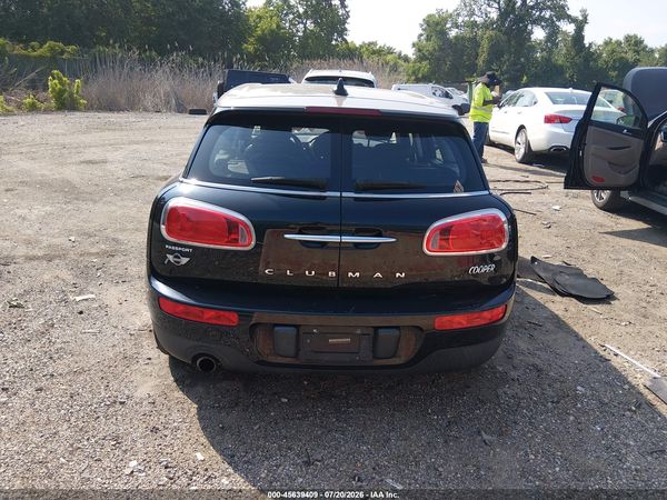 2017 MINI CLUBMAN COOPER