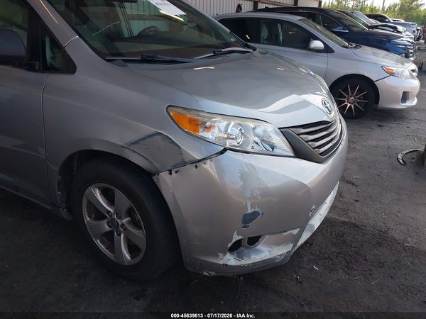 2016 TOYOTA SIENNA L 7 PASSENGER