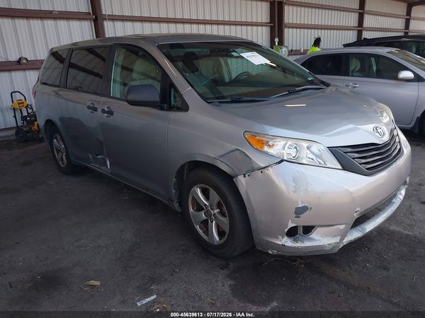2016 TOYOTA SIENNA L 7 PASSENGER
