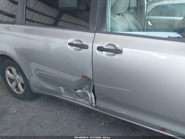 2016 TOYOTA SIENNA L 7 PASSENGER