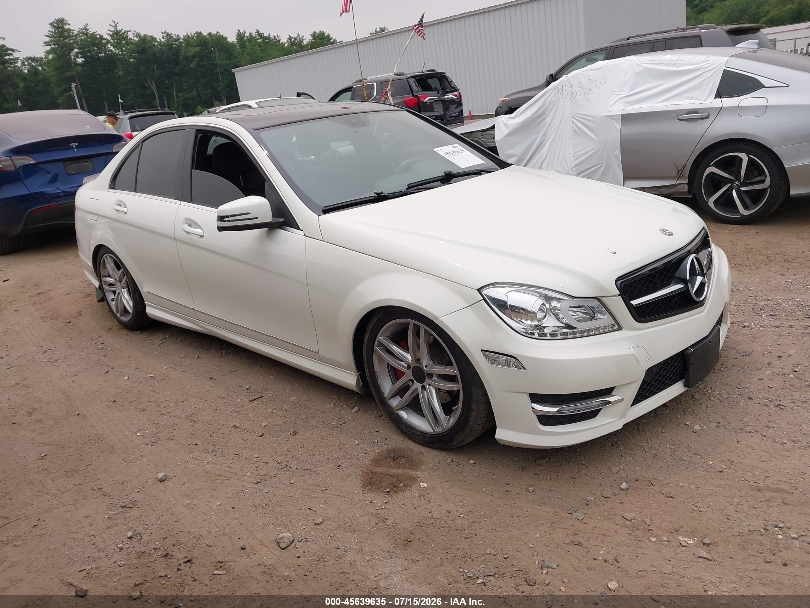 2012 MERCEDES-BENZ C 300