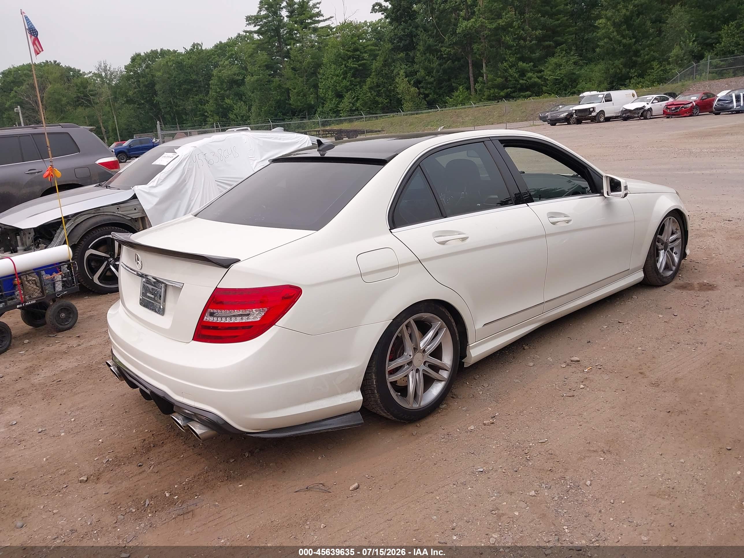 2012 MERCEDES-BENZ C 300