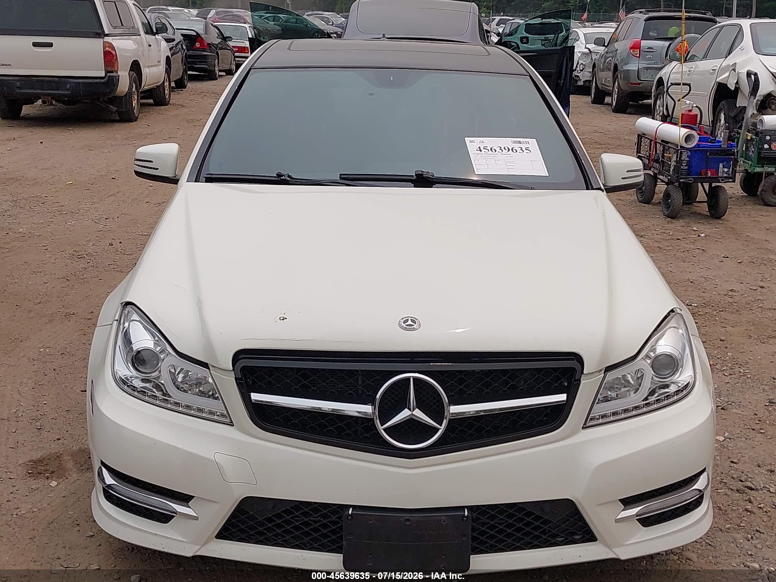 2012 MERCEDES-BENZ C 300