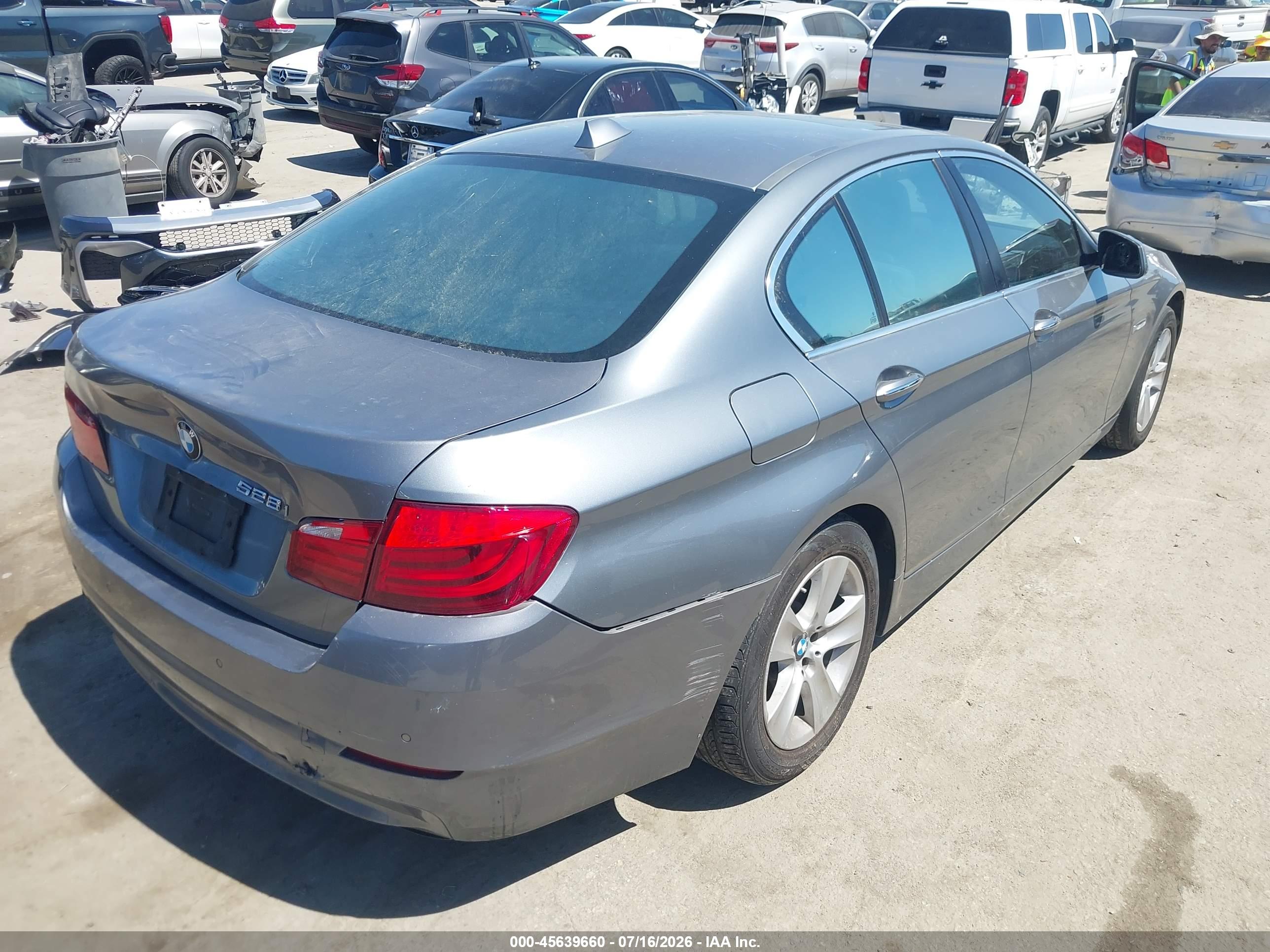 2012 BMW 528I