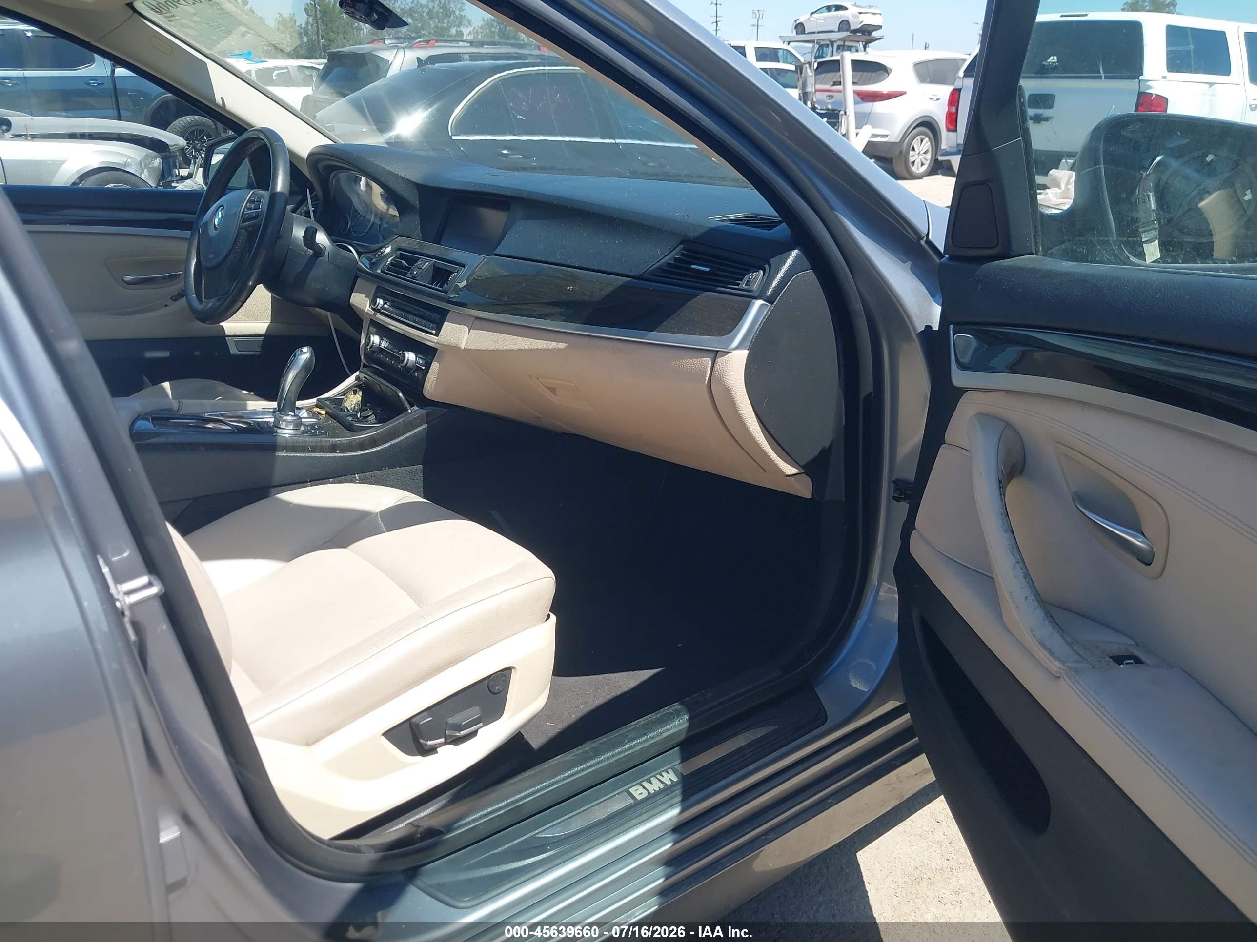 2012 BMW 528I